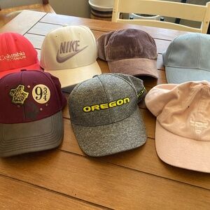 Women 7 hat bundle